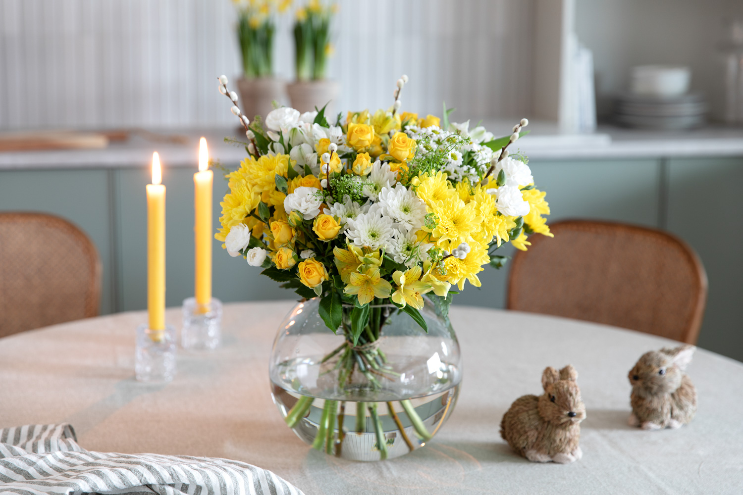 Gul p&aring;skebukett